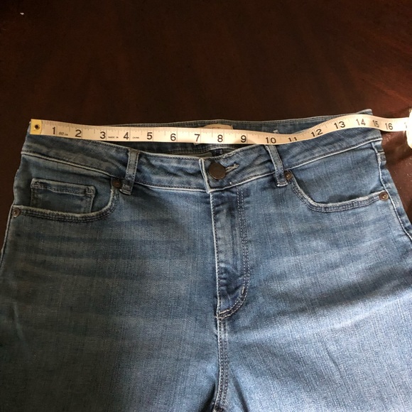 Loft 3/4 wide leg jeans! - Picture 10 of 10